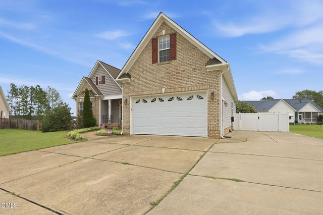 166 Creekwood Circle, Smithfield, NC 27577