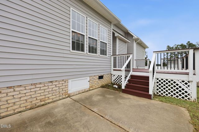 166 Creekwood Circle, Smithfield, NC 27577