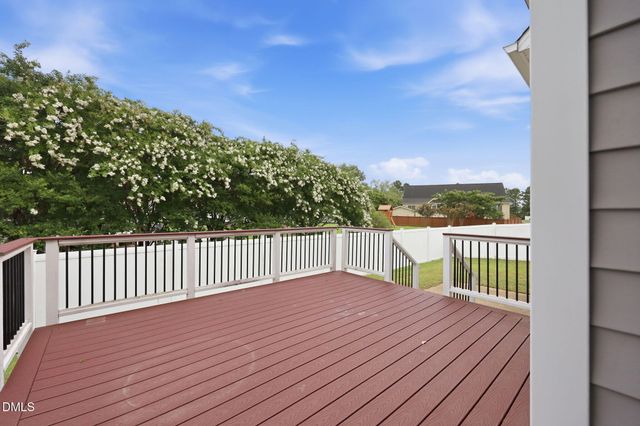 166 Creekwood Circle, Smithfield, NC 27577