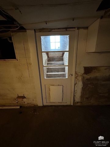 903 Poplar Street, Wamego, KS 66547