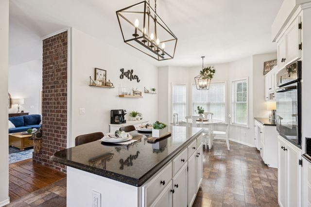 4235 Little Pond Ln, Thompsons Station, TN 37179