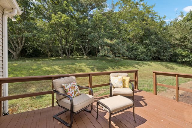 4235 Little Pond Ln, Thompsons Station, TN 37179