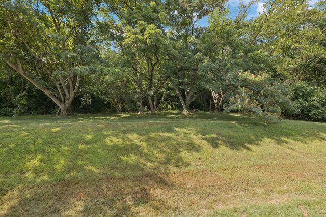 4235 Little Pond Ln, Thompsons Station, TN 37179