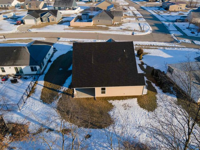 317 Conductor Cove, Garrett, IN 46738