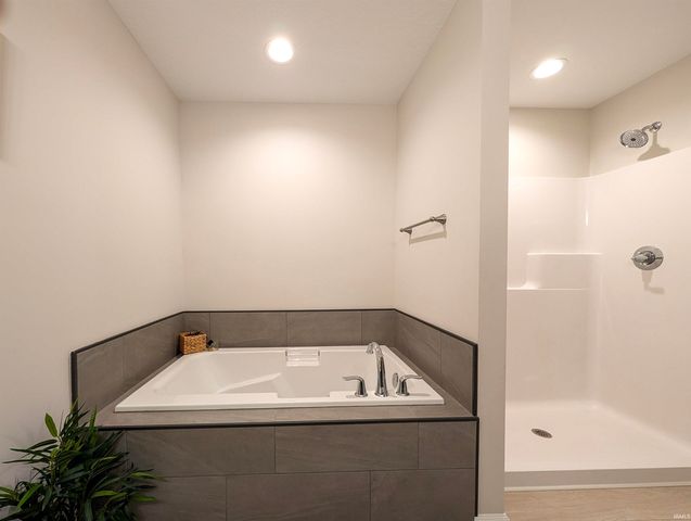 317 Conductor Cove, Garrett, IN 46738