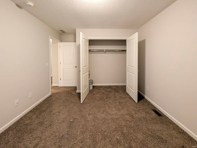 317 Conductor Cove, Garrett, IN 46738