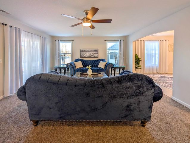 317 Conductor Cove, Garrett, IN 46738