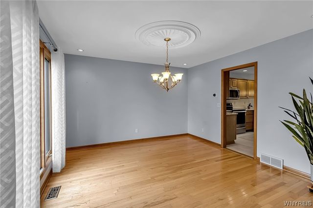 45 Red Maple Court, Amherst, NY 14228