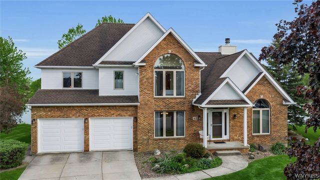 45 Red Maple Court, Amherst, NY 14228