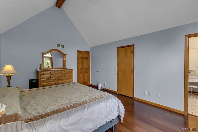 45 Red Maple Court, Amherst, NY 14228