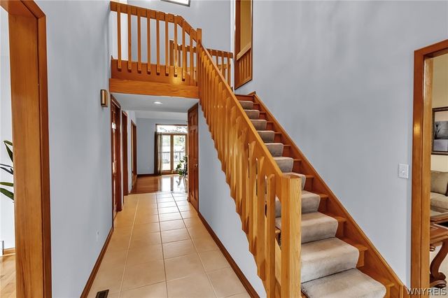45 Red Maple Court, Amherst, NY 14228