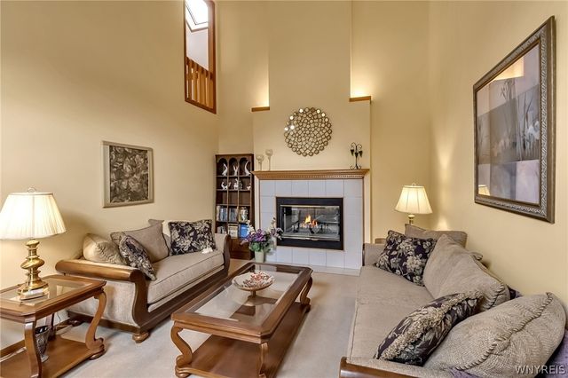 45 Red Maple Court, Amherst, NY 14228
