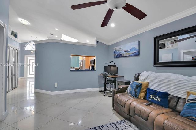 3740 Marlberry Ln, Miramar, FL 33025