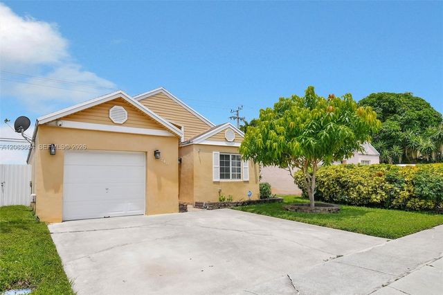 3740 Marlberry Ln, Miramar, FL 33025