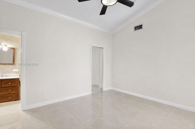 3740 Marlberry Ln, Miramar, FL 33025