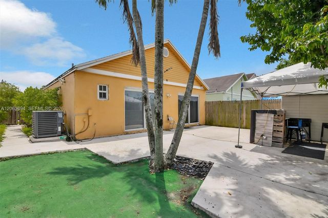 3740 Marlberry Ln, Miramar, FL 33025