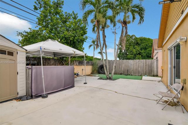 3740 Marlberry Ln, Miramar, FL 33025