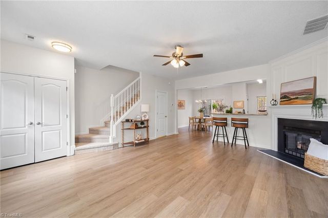 3937 Elizabeth Glen Way, Jamestown, NC 27282