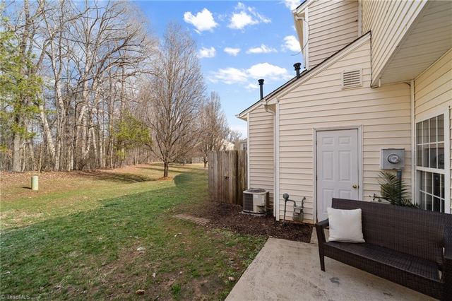 3937 Elizabeth Glen Way, Jamestown, NC 27282