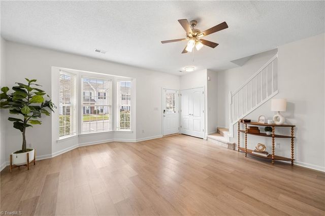 3937 Elizabeth Glen Way, Jamestown, NC 27282