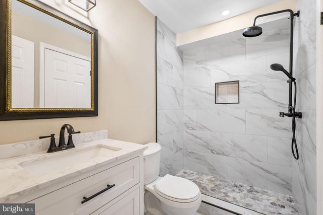 16112 BARNESVILLE RD, Boyds, MD 20841