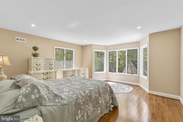 16112 BARNESVILLE RD, Boyds, MD 20841