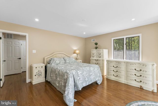 16112 BARNESVILLE RD, Boyds, MD 20841