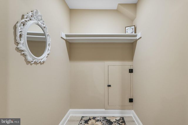 16112 BARNESVILLE RD, Boyds, MD 20841