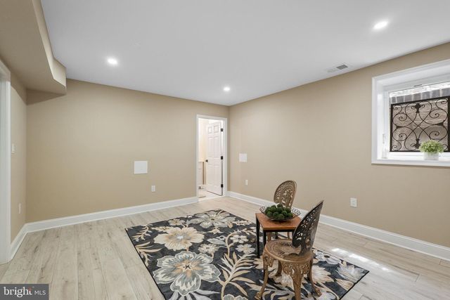 16112 BARNESVILLE RD, Boyds, MD 20841