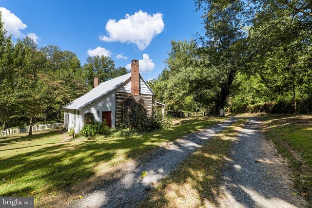 16112 BARNESVILLE RD, Boyds, MD 20841