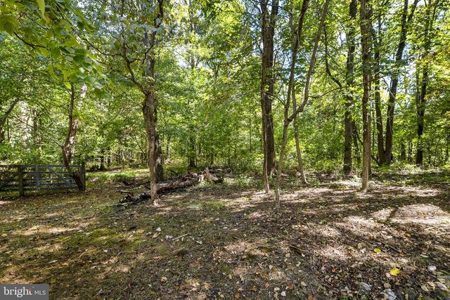 16112 BARNESVILLE RD, Boyds, MD 20841