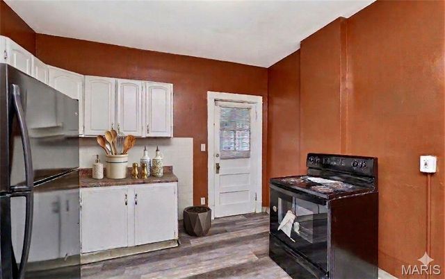 6537 Julian Avenue, St Louis, MO 63133