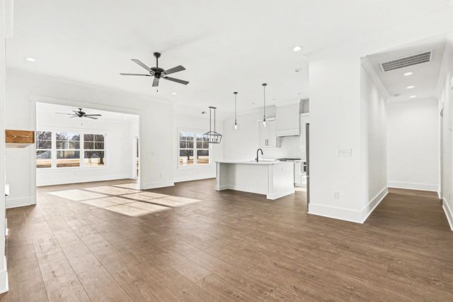 3420 Sam Graham Rd., Loris, SC 29569