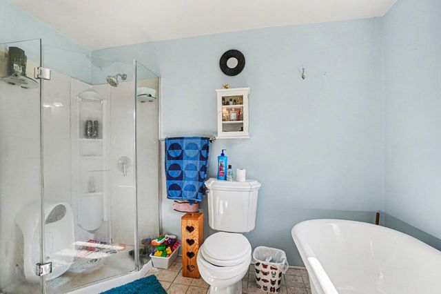 1230 Longfellow Avenue, Jackson, MI 49202