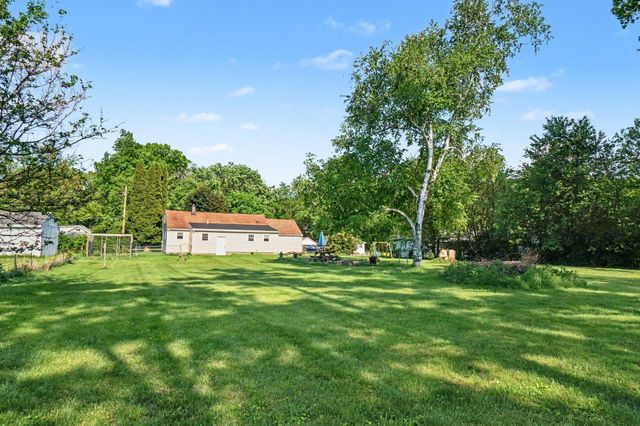 1230 Longfellow Avenue, Jackson, MI 49202