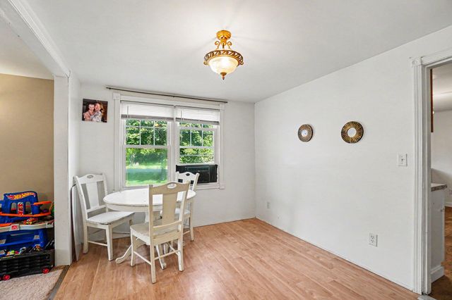 1230 Longfellow Avenue, Jackson, MI 49202