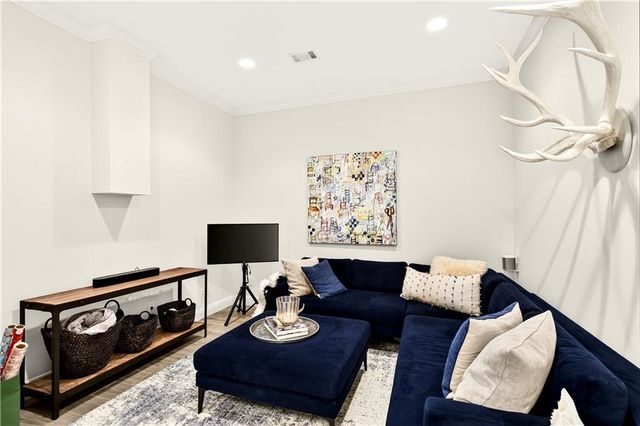 16 Conifer NE Circle, Atlanta, GA 30342