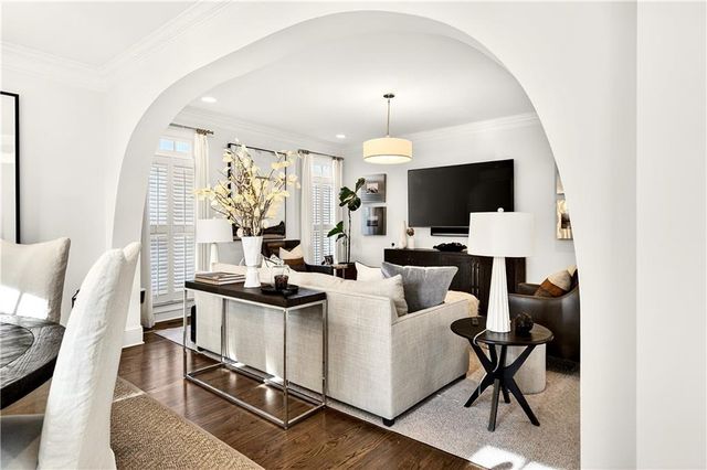 16 Conifer NE Circle, Atlanta, GA 30342