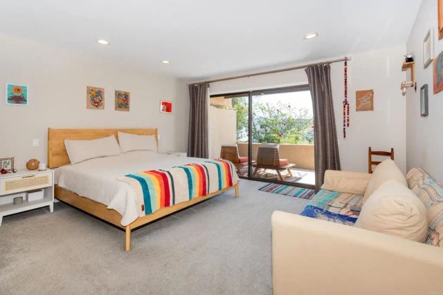 7237 Plaza De La Costa, Carlsbad, CA 92009