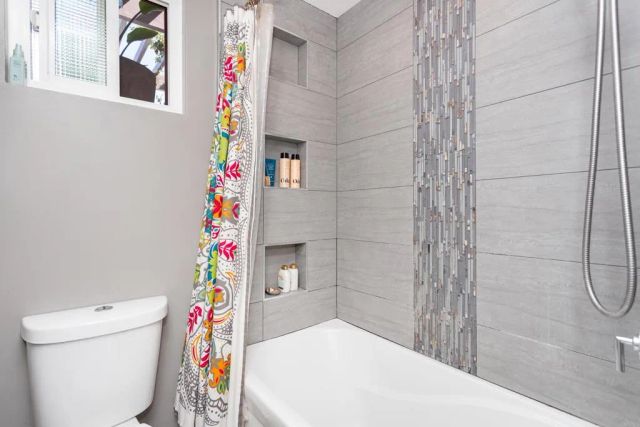 7237 Plaza De La Costa, Carlsbad, CA 92009