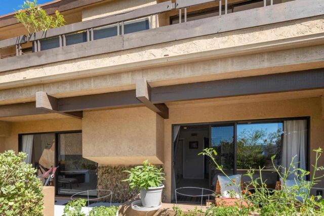 7237 Plaza De La Costa, Carlsbad, CA 92009