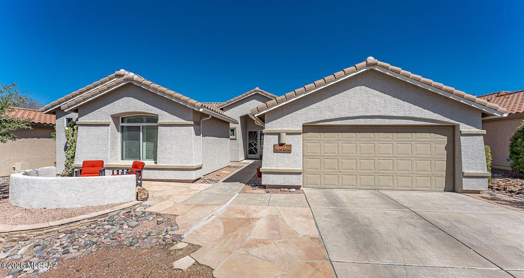 1362 N Boyce Avenue, Green Valley, AZ 85614