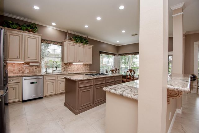 7514 Guinevere Drive, Sugar Land, TX 77479