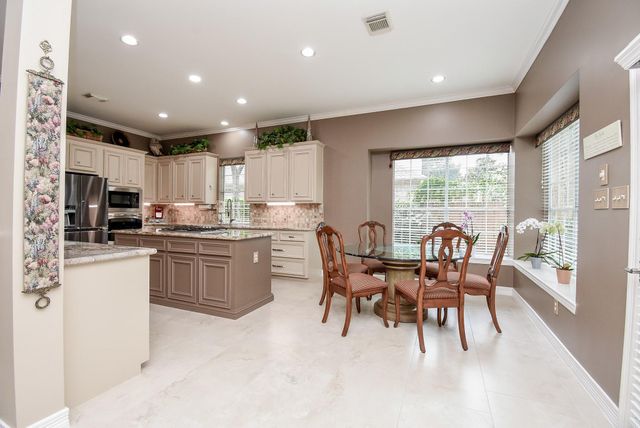 7514 Guinevere Drive, Sugar Land, TX 77479