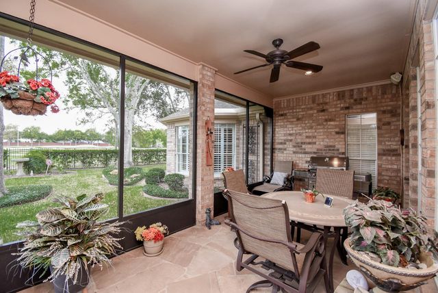7514 Guinevere Drive, Sugar Land, TX 77479