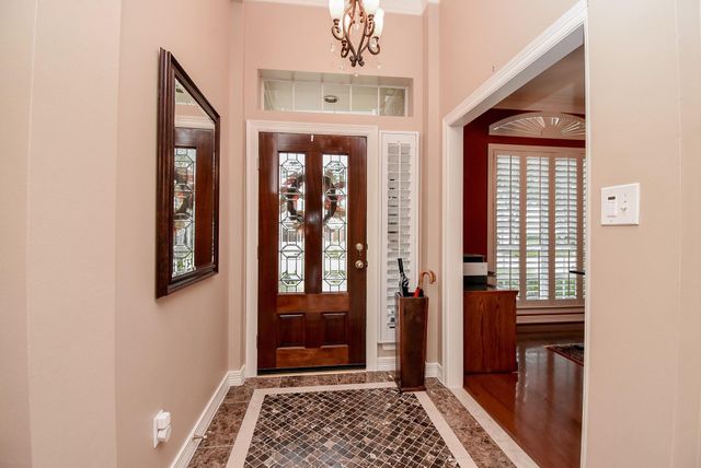 7514 Guinevere Drive, Sugar Land, TX 77479