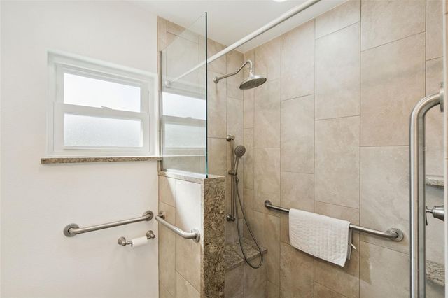 1801 LAKESHORE BOULEVARD, St Cloud, FL 34769