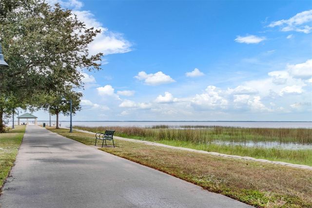 1801 LAKESHORE BOULEVARD, St Cloud, FL 34769