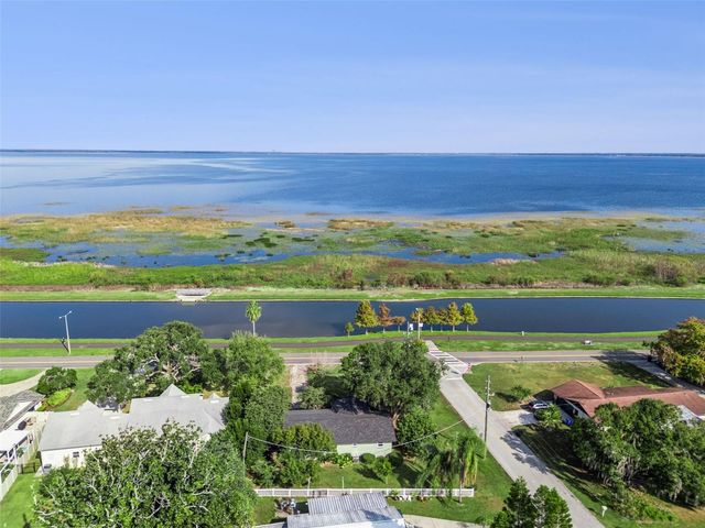1801 LAKESHORE BOULEVARD, St Cloud, FL 34769