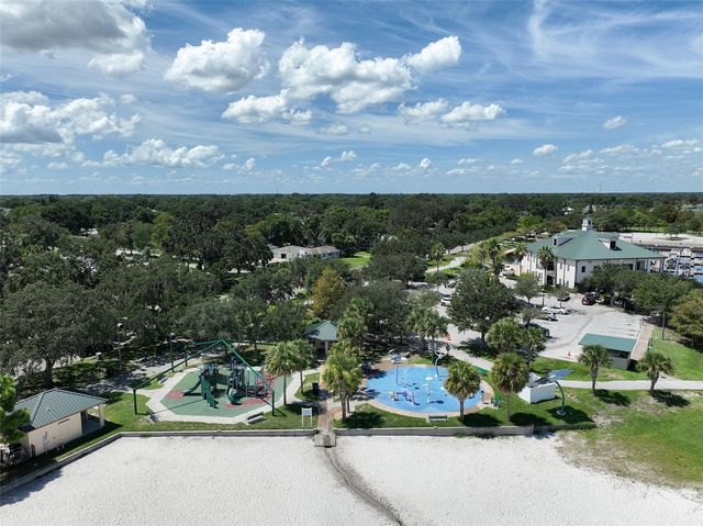 1801 LAKESHORE BOULEVARD, St Cloud, FL 34769